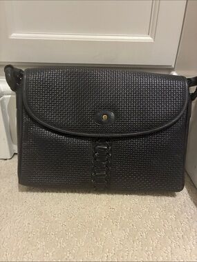 Vintage Etienne Aigner Woven Embossed Leather Shoulder Bag Flap Crossbody👝